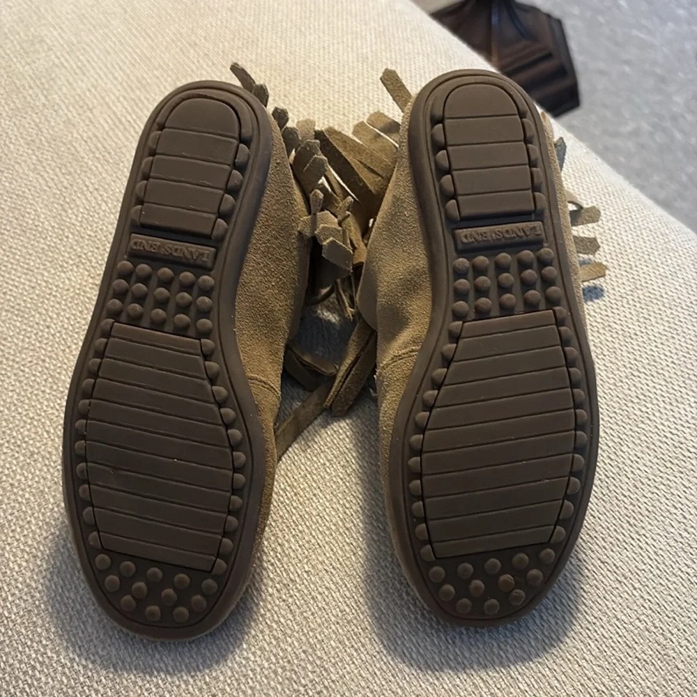 NWOT Lands' End Girls' Fringe Moccasins